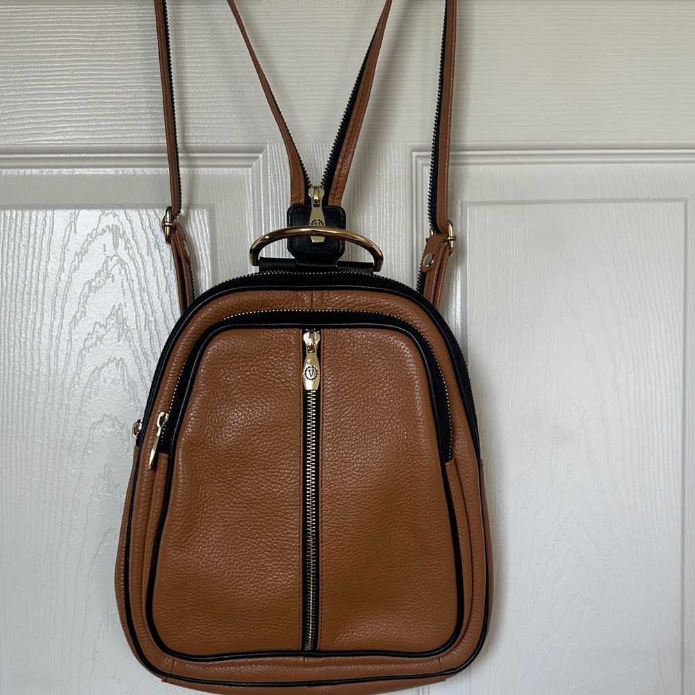 Valentina Leather Crossbody Sling Bag - Classic Travel Carry - Picture 8 of 9
